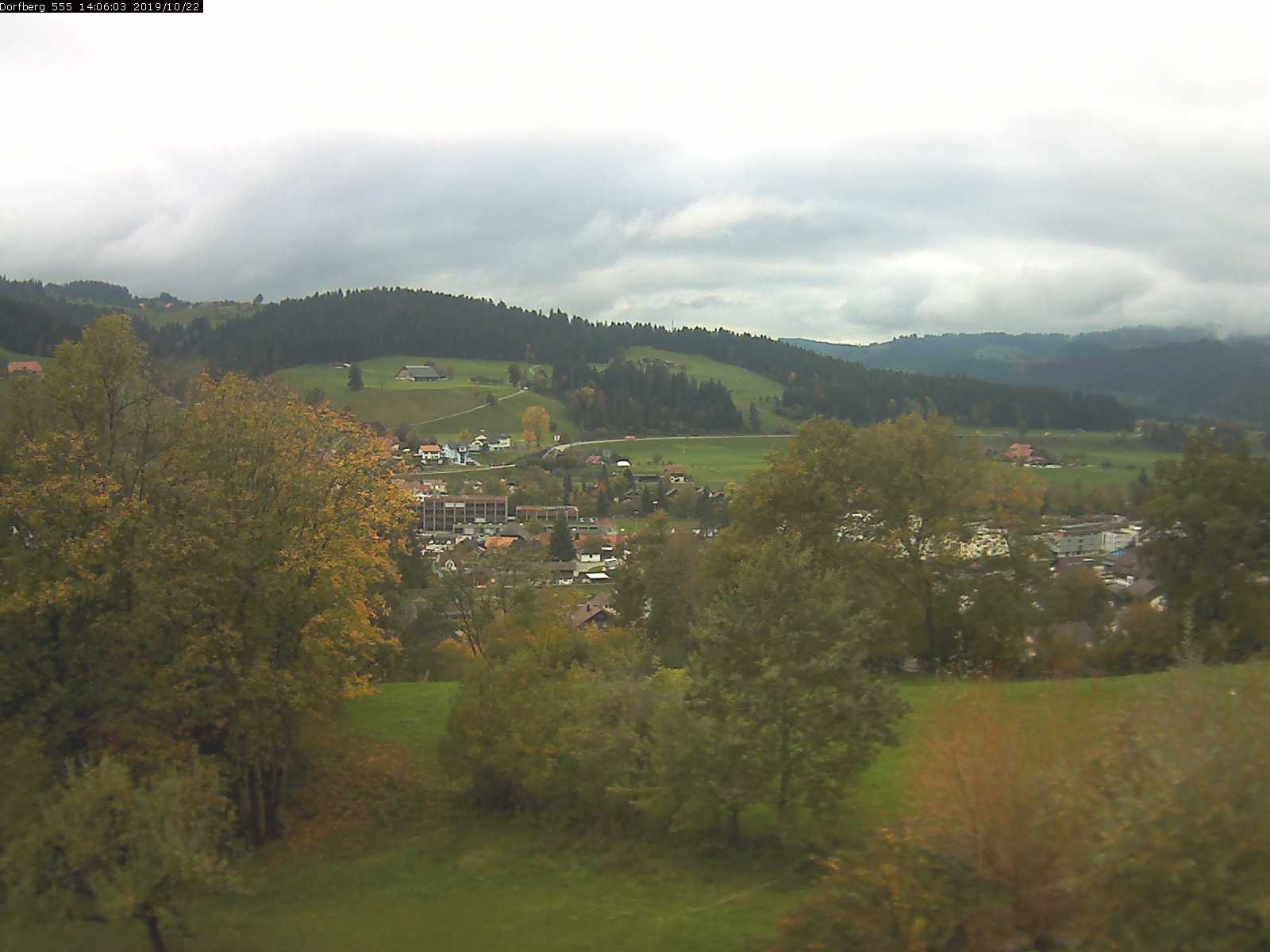 Webcam-Bild: Aussicht vom Dorfberg in Langnau 20191022-140601