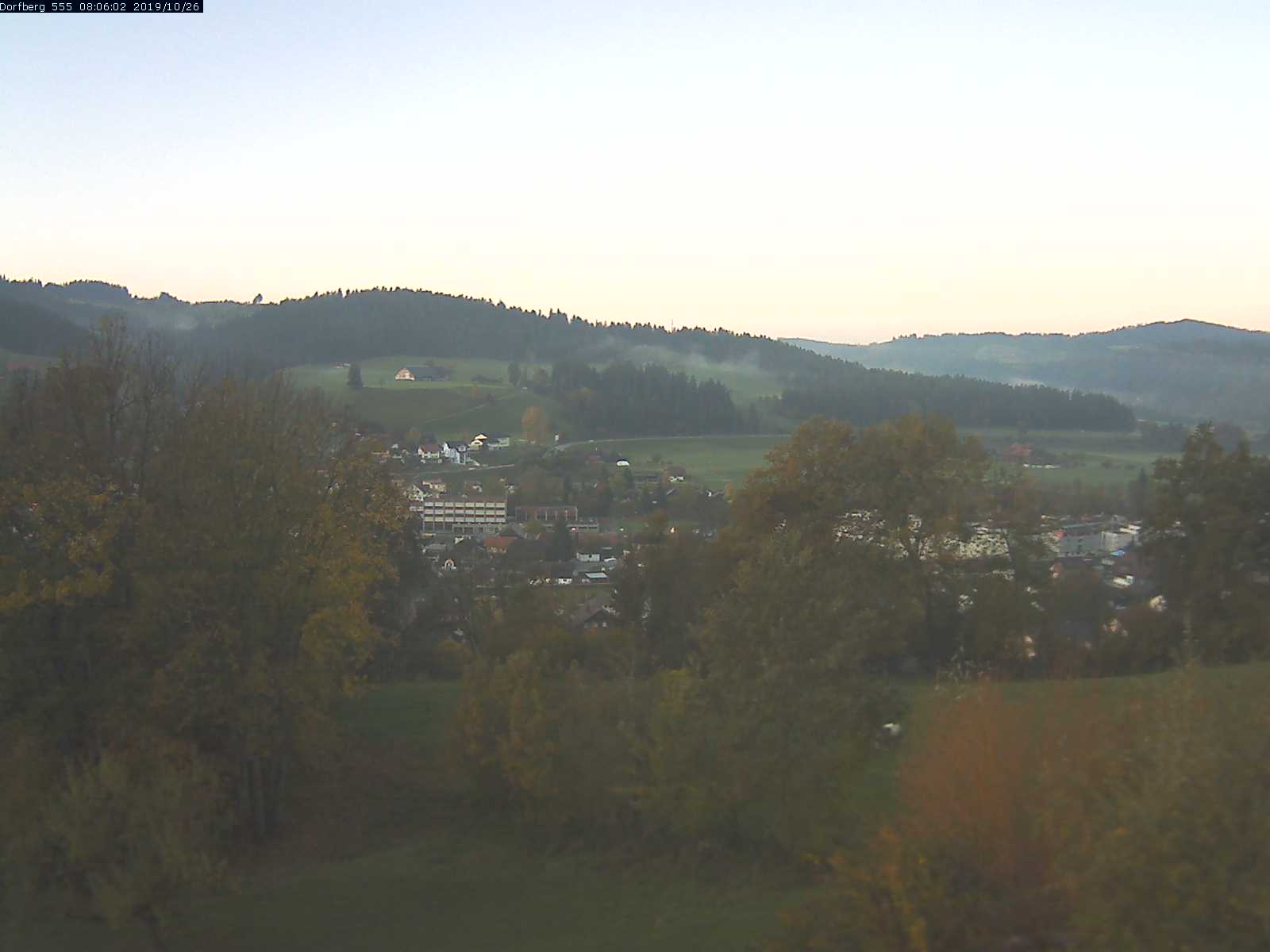 Webcam-Bild: Aussicht vom Dorfberg in Langnau 20191026-080601