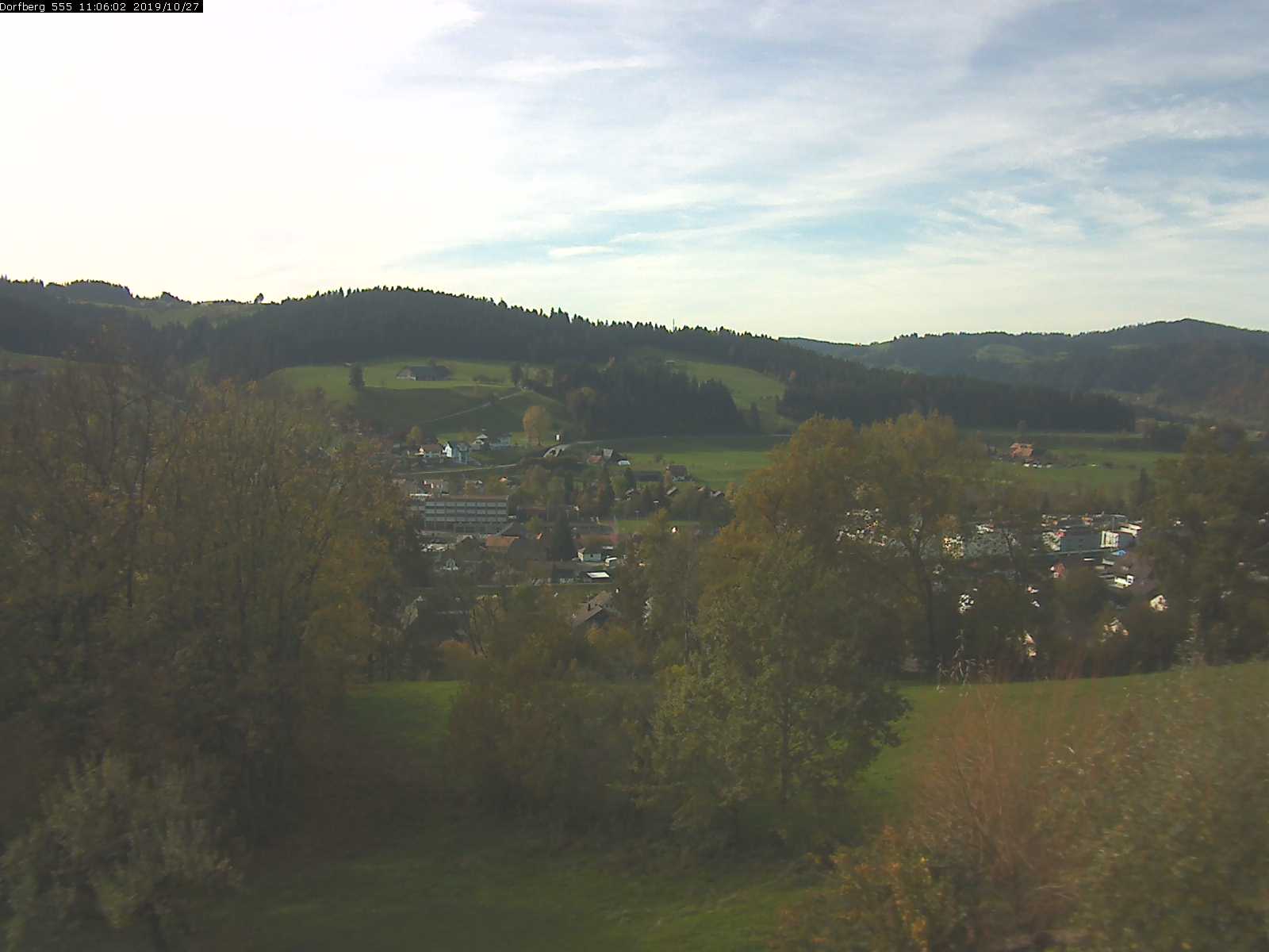 Webcam-Bild: Aussicht vom Dorfberg in Langnau 20191027-110601