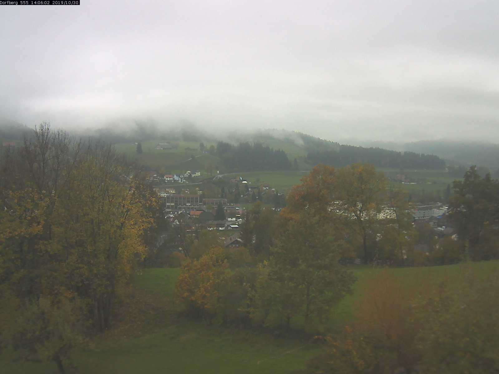 Webcam-Bild: Aussicht vom Dorfberg in Langnau 20191030-140601