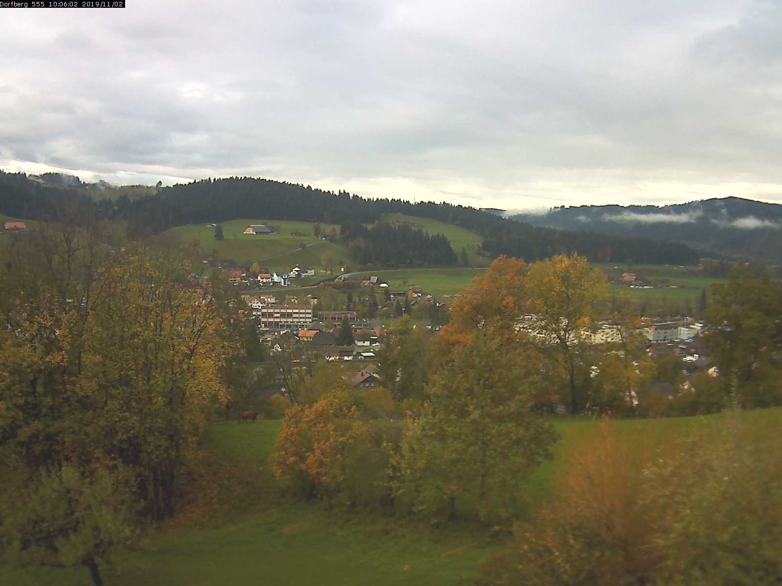 Webcam-Bild: Aussicht vom Dorfberg in Langnau 20191102-100601