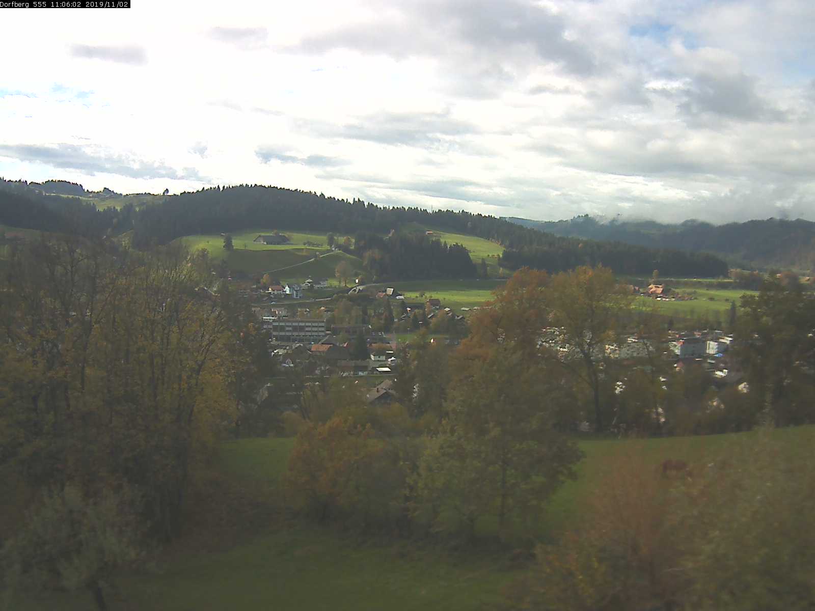 Webcam-Bild: Aussicht vom Dorfberg in Langnau 20191102-110602
