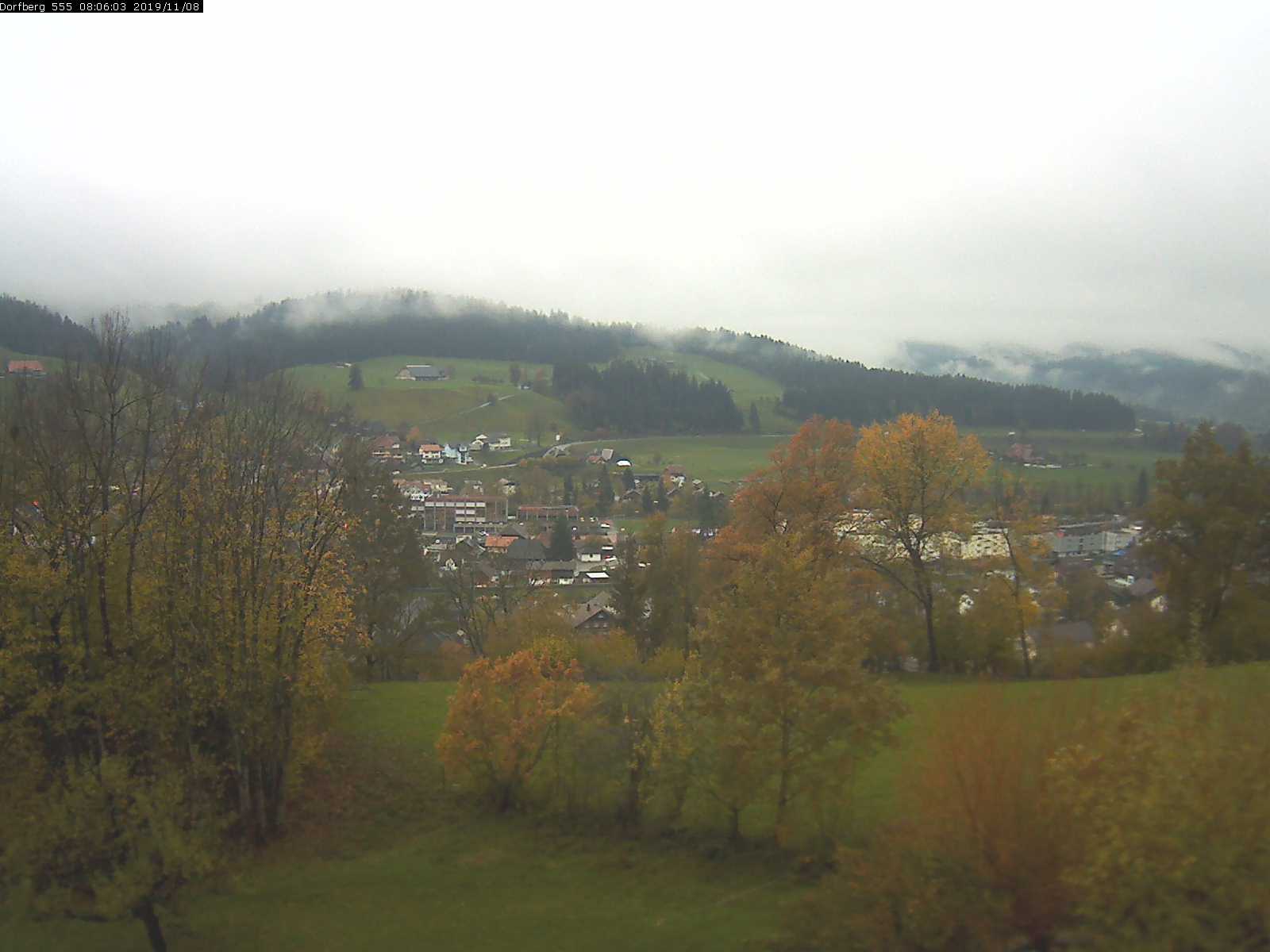 Webcam-Bild: Aussicht vom Dorfberg in Langnau 20191108-080601