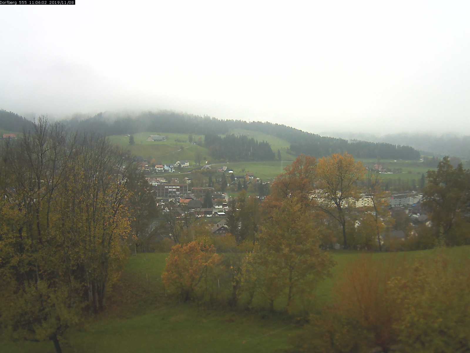 Webcam-Bild: Aussicht vom Dorfberg in Langnau 20191108-110601