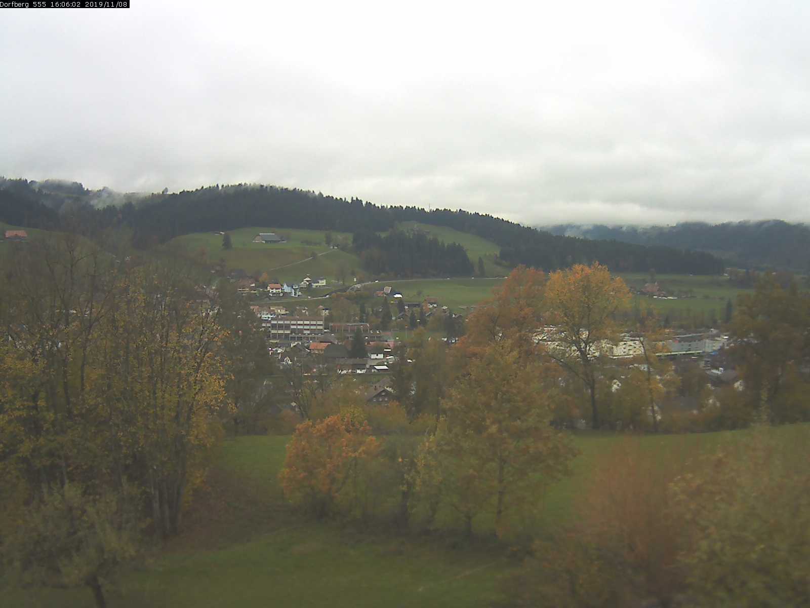 Webcam-Bild: Aussicht vom Dorfberg in Langnau 20191108-160601