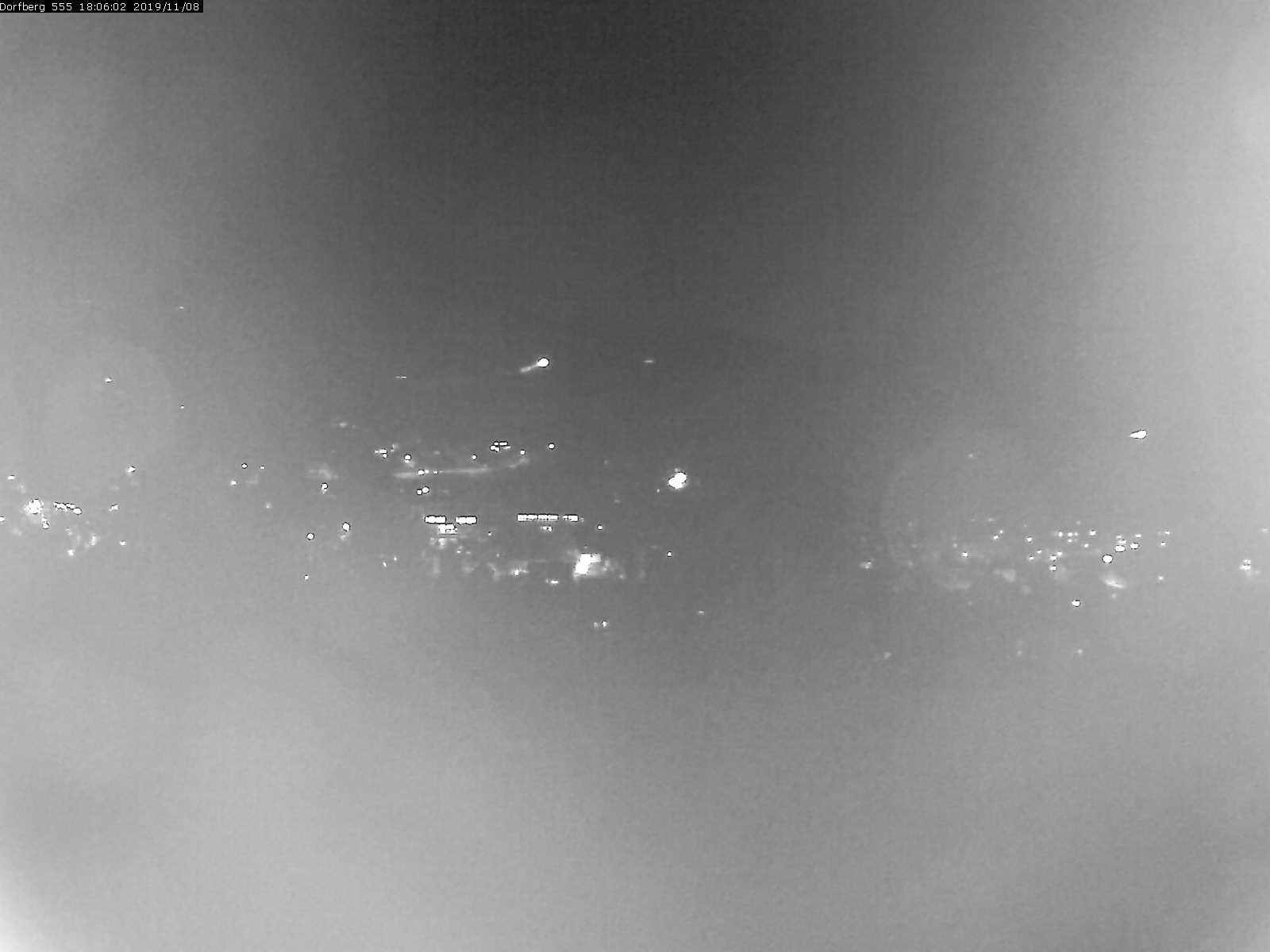 Webcam-Bild: Aussicht vom Dorfberg in Langnau 20191108-180601