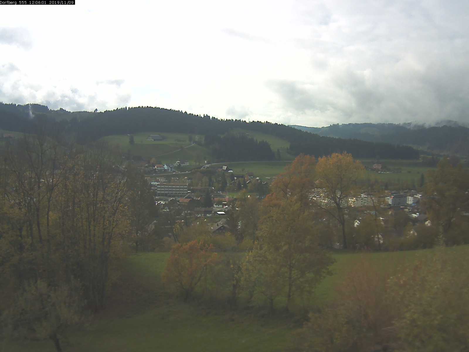 Webcam-Bild: Aussicht vom Dorfberg in Langnau 20191109-120601