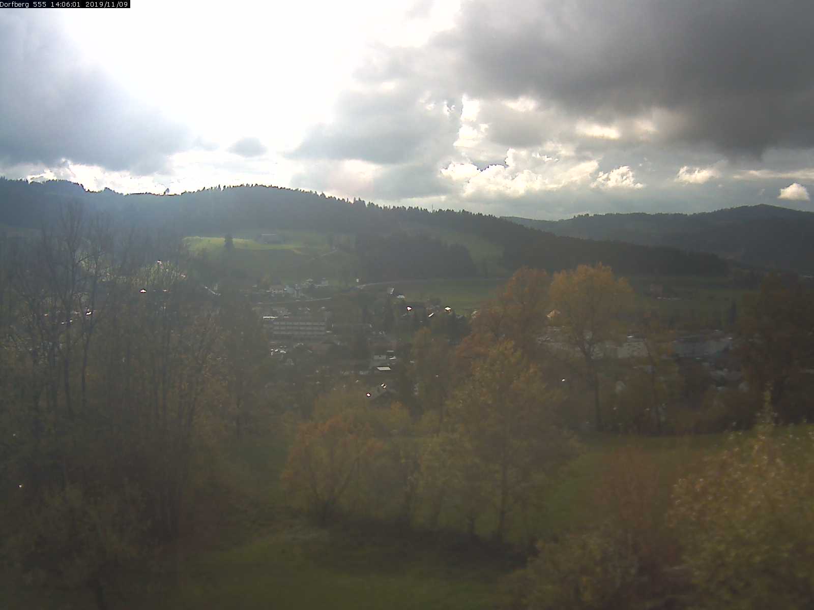 Webcam-Bild: Aussicht vom Dorfberg in Langnau 20191109-140601
