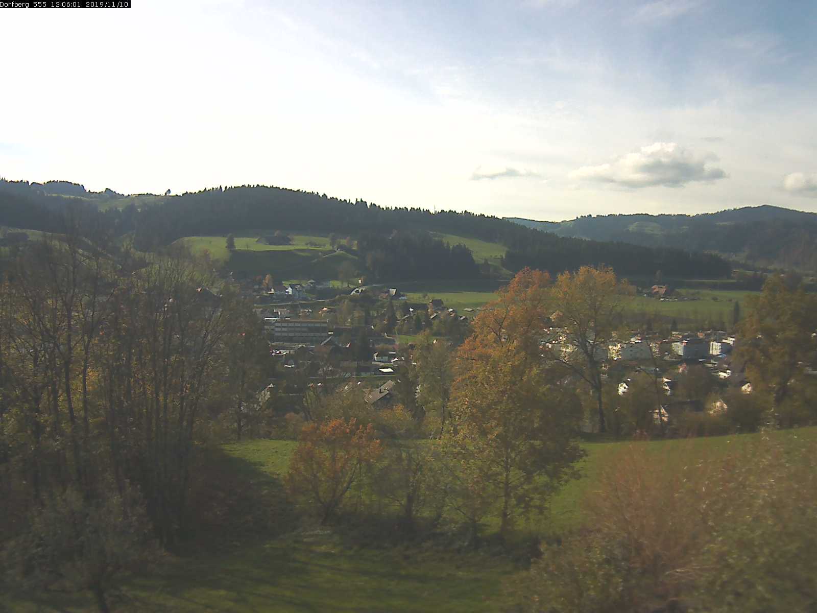 Webcam-Bild: Aussicht vom Dorfberg in Langnau 20191110-120601