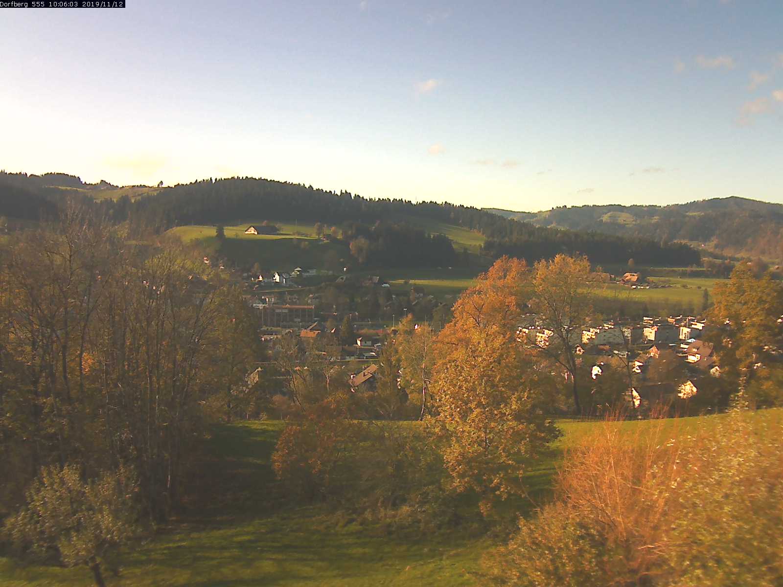 Webcam-Bild: Aussicht vom Dorfberg in Langnau 20191112-100601