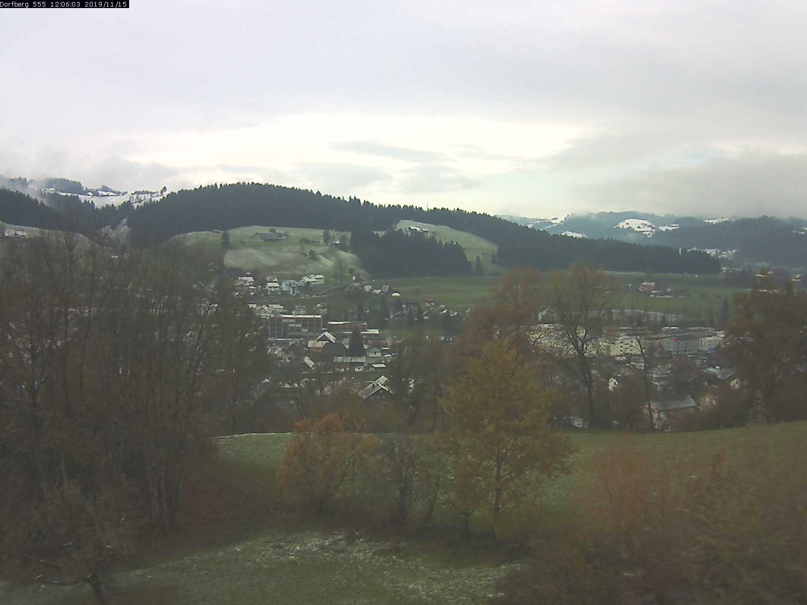 Webcam-Bild: Aussicht vom Dorfberg in Langnau 20191115-120601