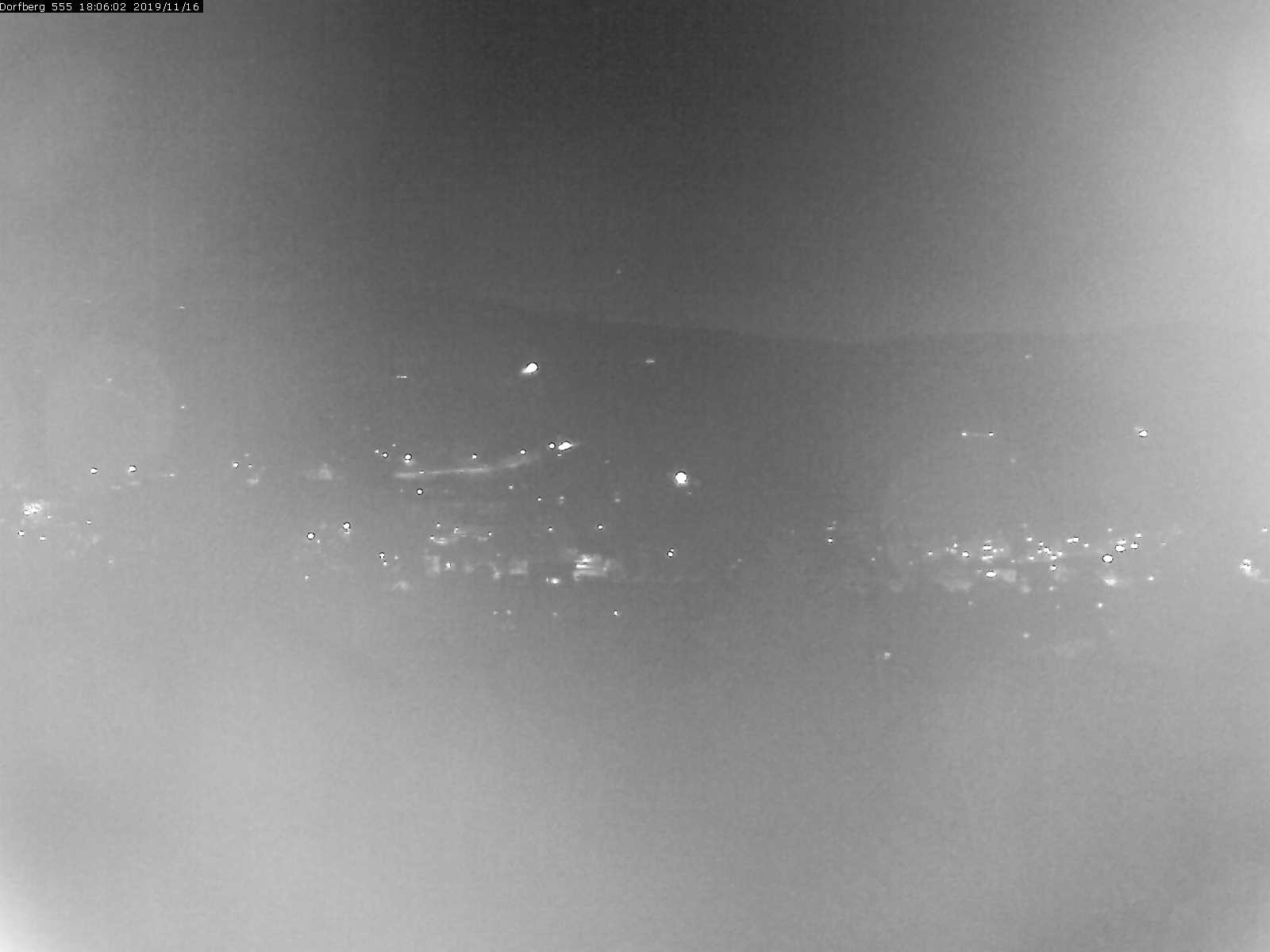 Webcam-Bild: Aussicht vom Dorfberg in Langnau 20191116-180601