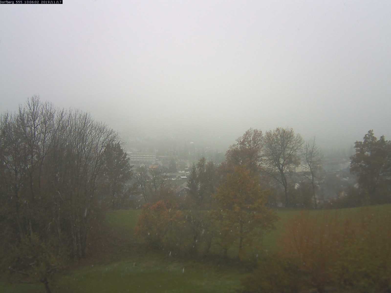 Webcam-Bild: Aussicht vom Dorfberg in Langnau 20191117-100601