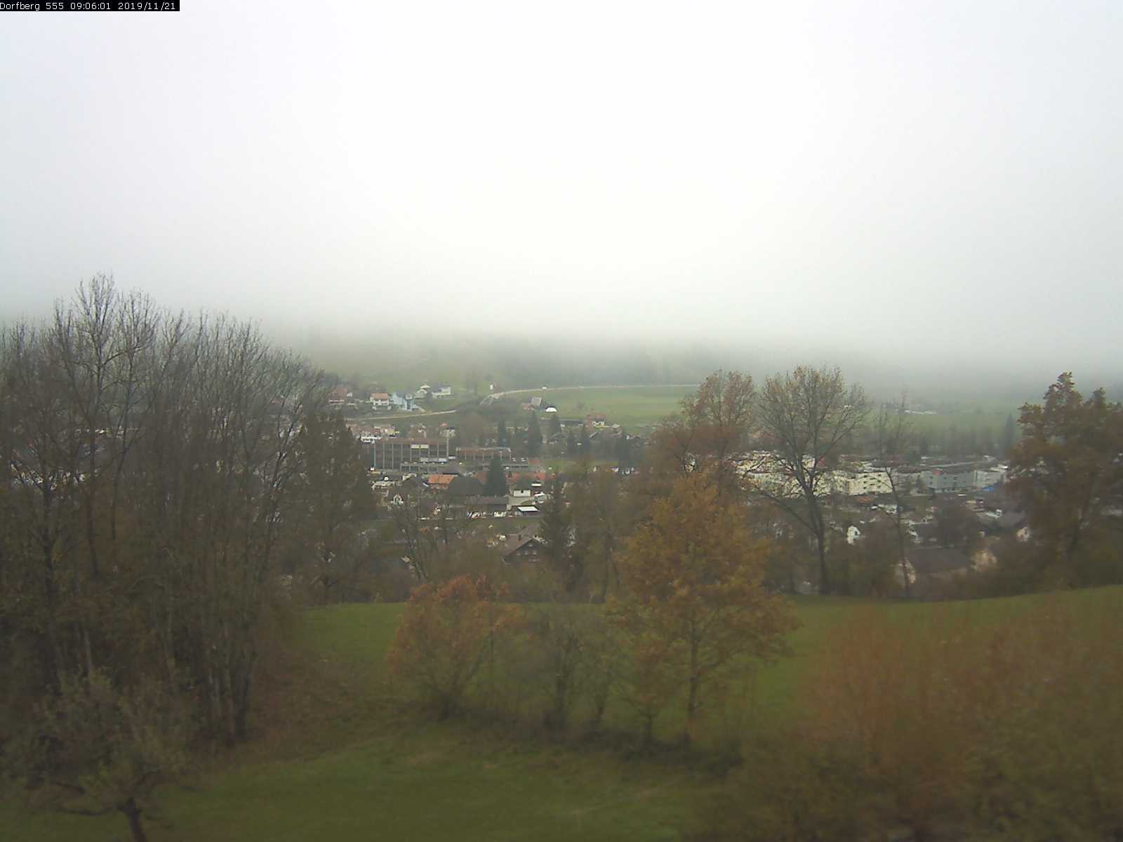 Webcam-Bild: Aussicht vom Dorfberg in Langnau 20191121-090601