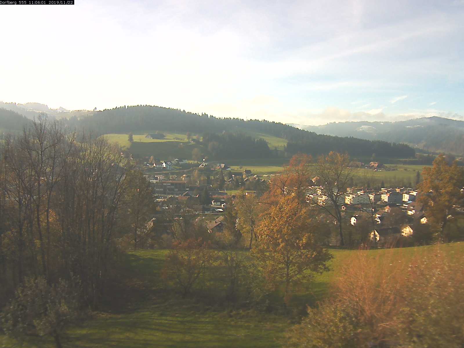 Webcam-Bild: Aussicht vom Dorfberg in Langnau 20191122-110601