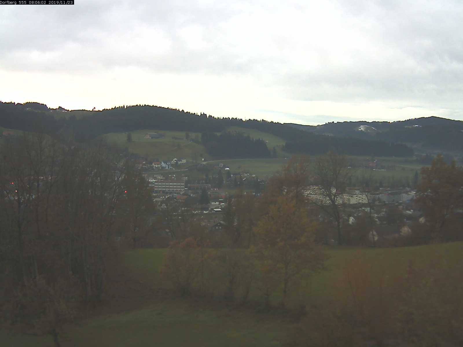 Webcam-Bild: Aussicht vom Dorfberg in Langnau 20191123-080601