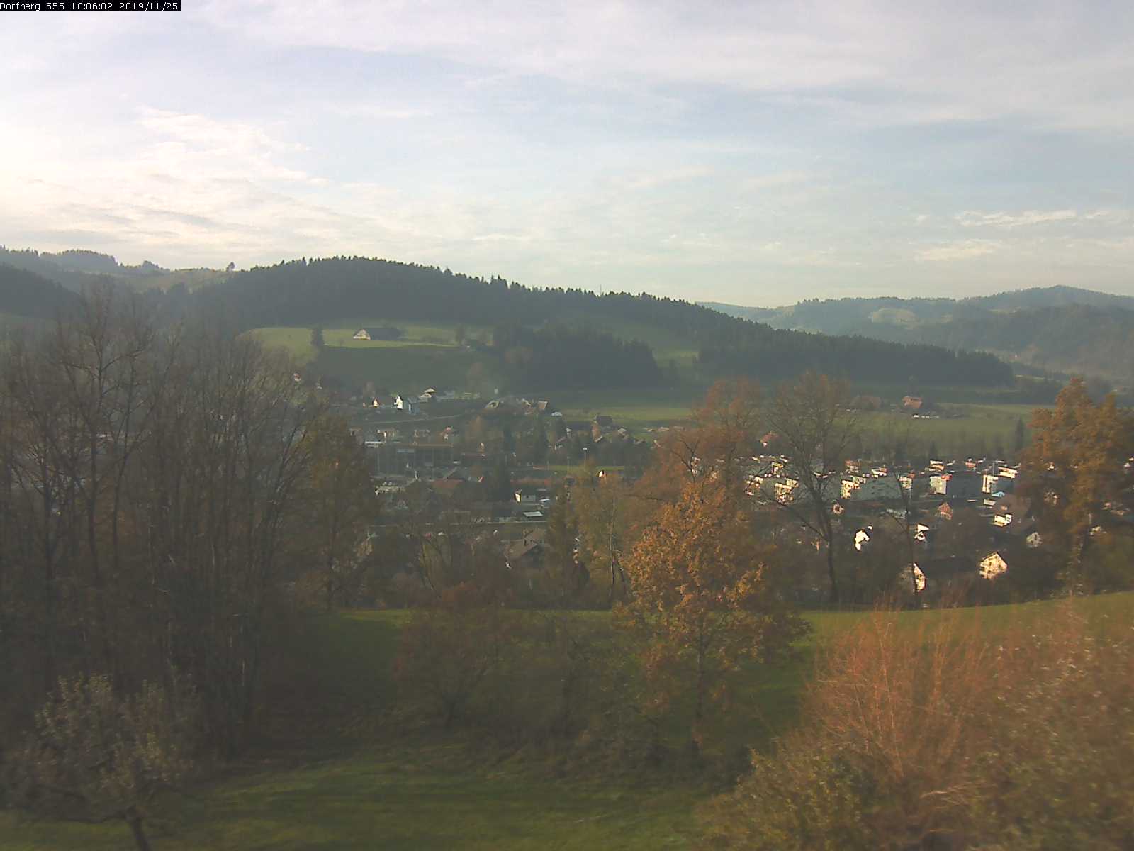 Webcam-Bild: Aussicht vom Dorfberg in Langnau 20191125-100601
