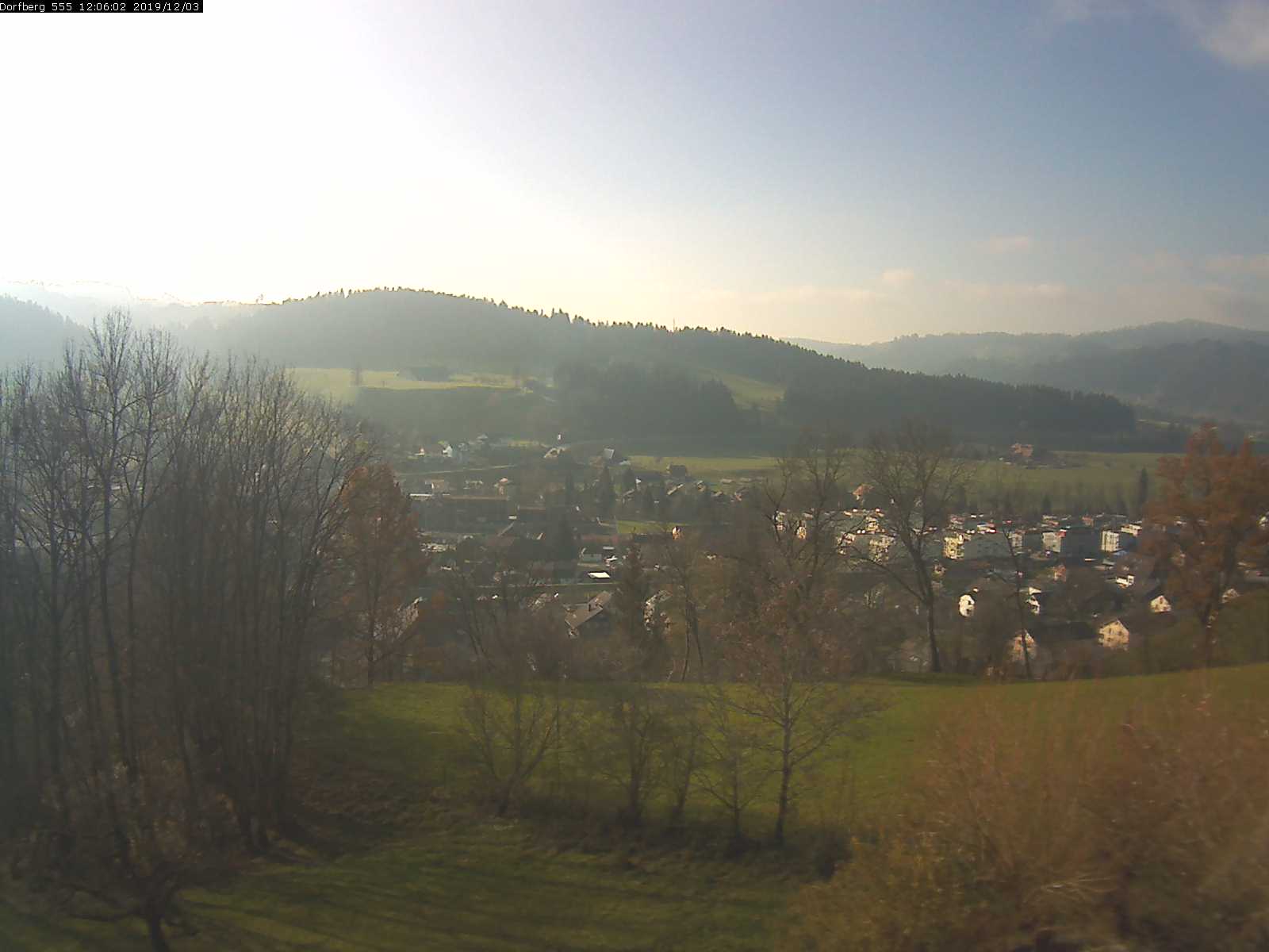 Webcam-Bild: Aussicht vom Dorfberg in Langnau 20191203-120601