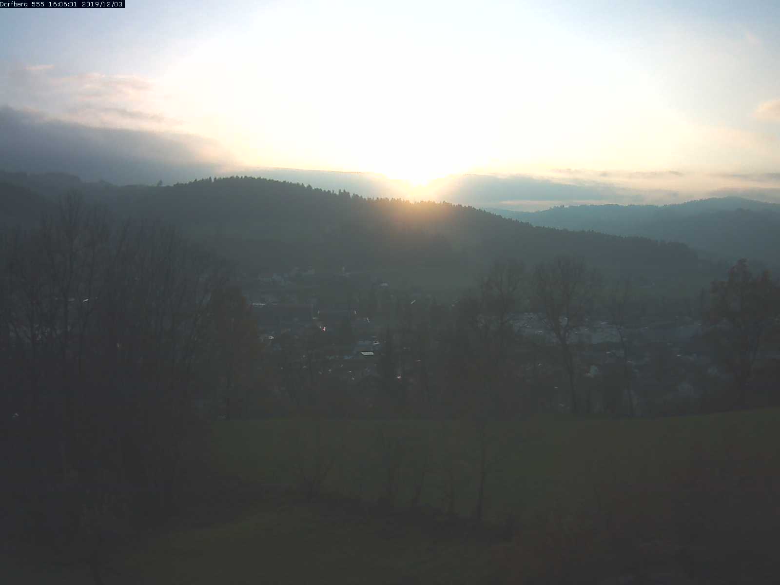 Webcam-Bild: Aussicht vom Dorfberg in Langnau 20191203-160601