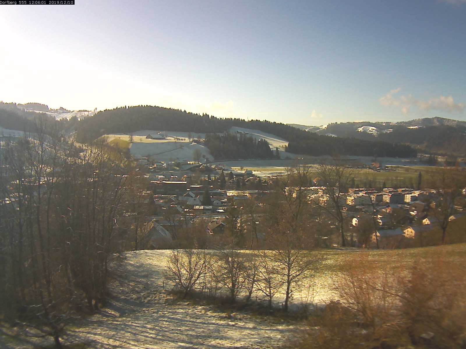 Webcam-Bild: Aussicht vom Dorfberg in Langnau 20191210-120601