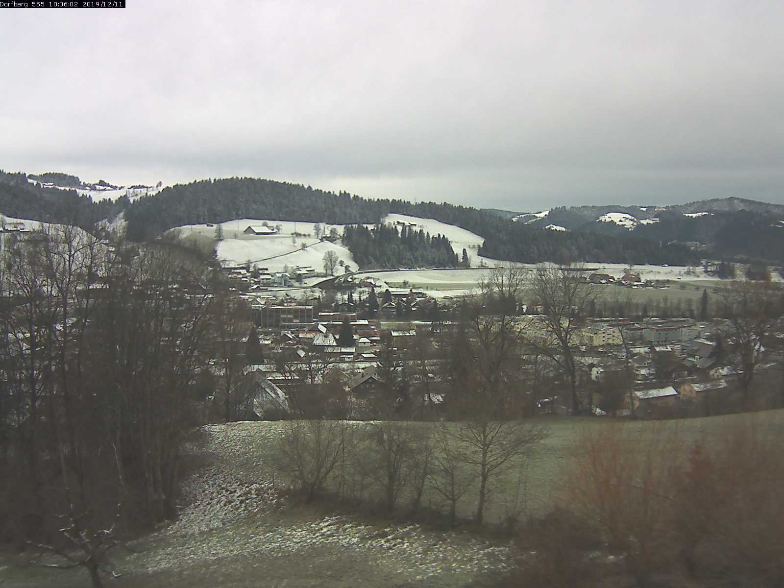 Webcam-Bild: Aussicht vom Dorfberg in Langnau 20191211-100601
