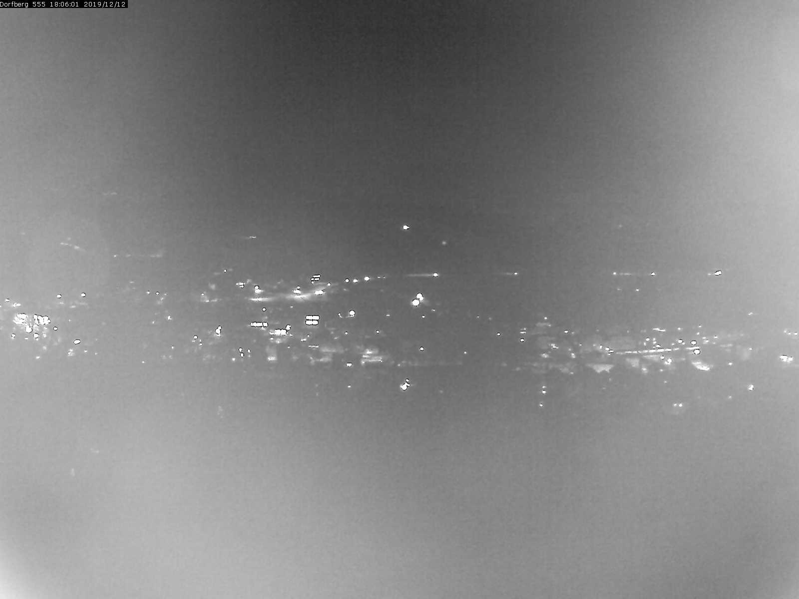 Webcam-Bild: Aussicht vom Dorfberg in Langnau 20191212-180601