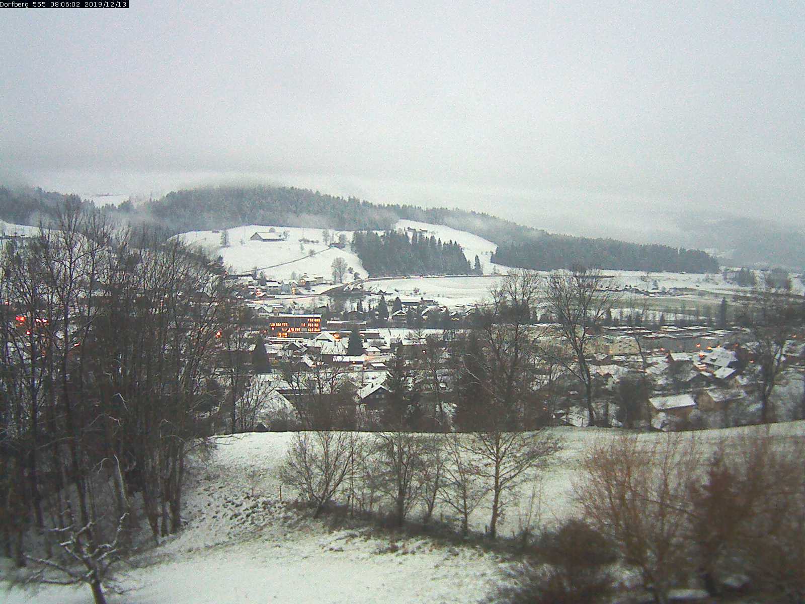 Webcam-Bild: Aussicht vom Dorfberg in Langnau 20191213-080601