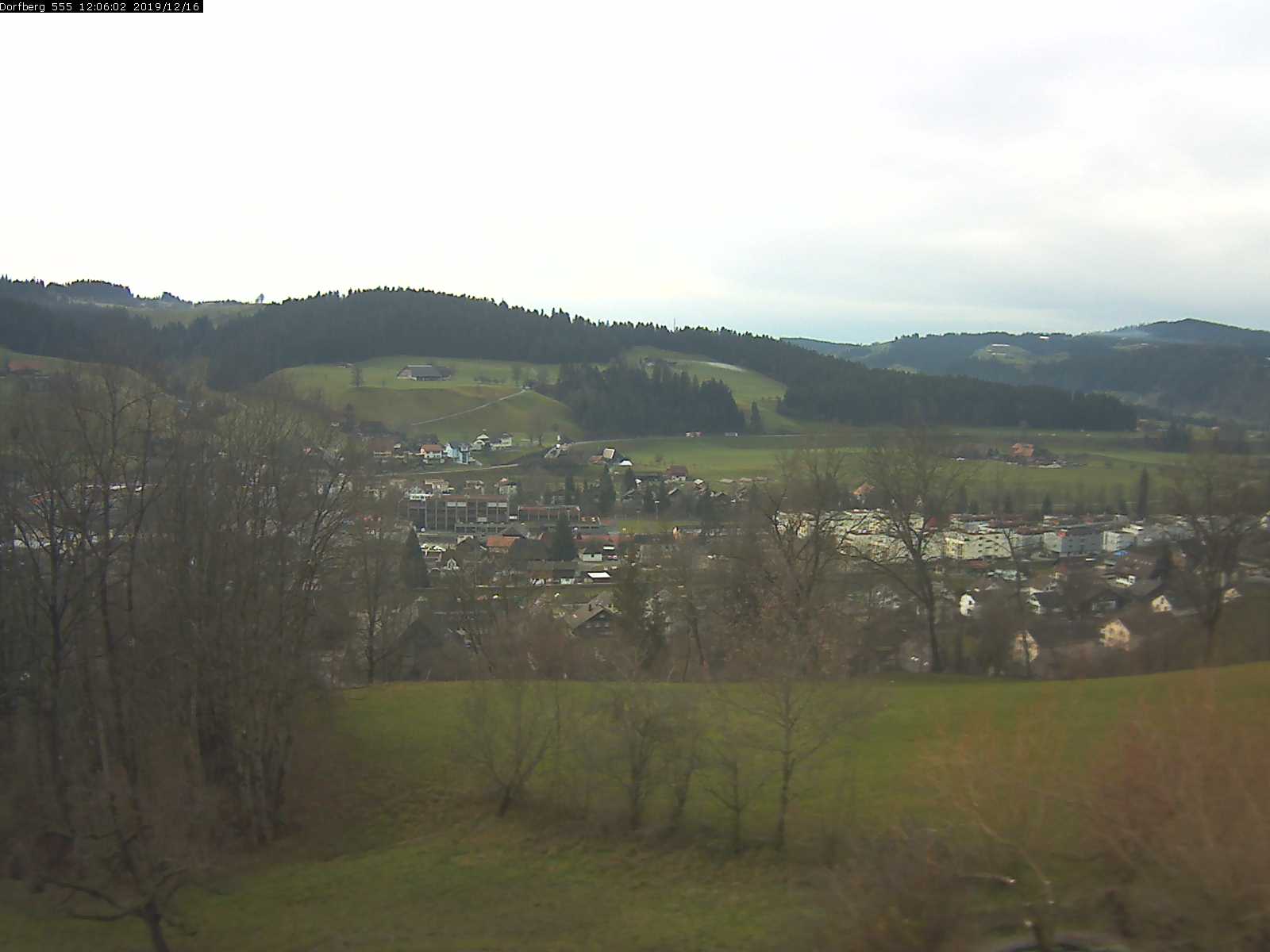 Webcam-Bild: Aussicht vom Dorfberg in Langnau 20191216-120601