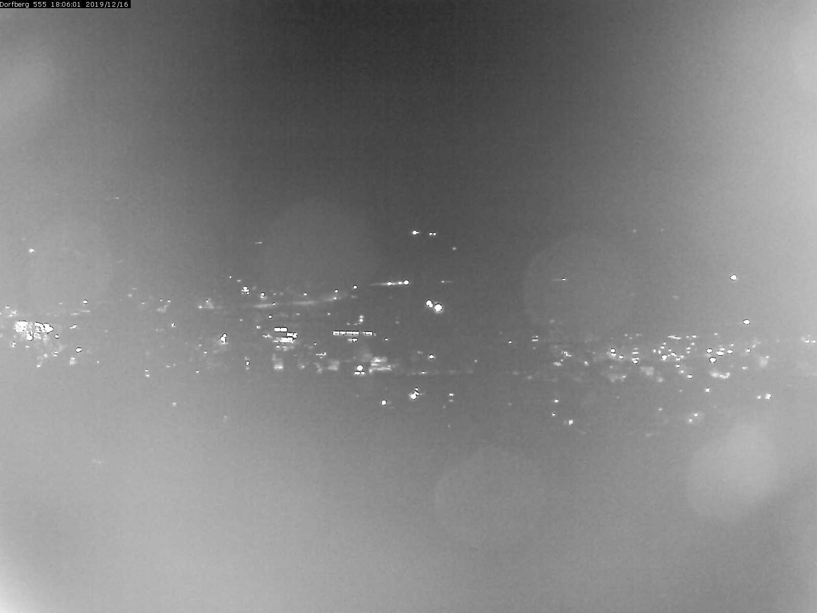 Webcam-Bild: Aussicht vom Dorfberg in Langnau 20191216-180601