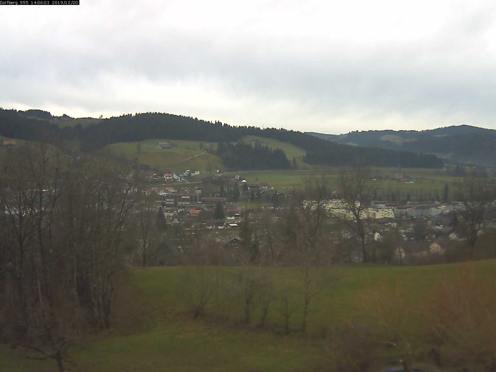 Webcam-Bild: Aussicht vom Dorfberg in Langnau 20191220-140601