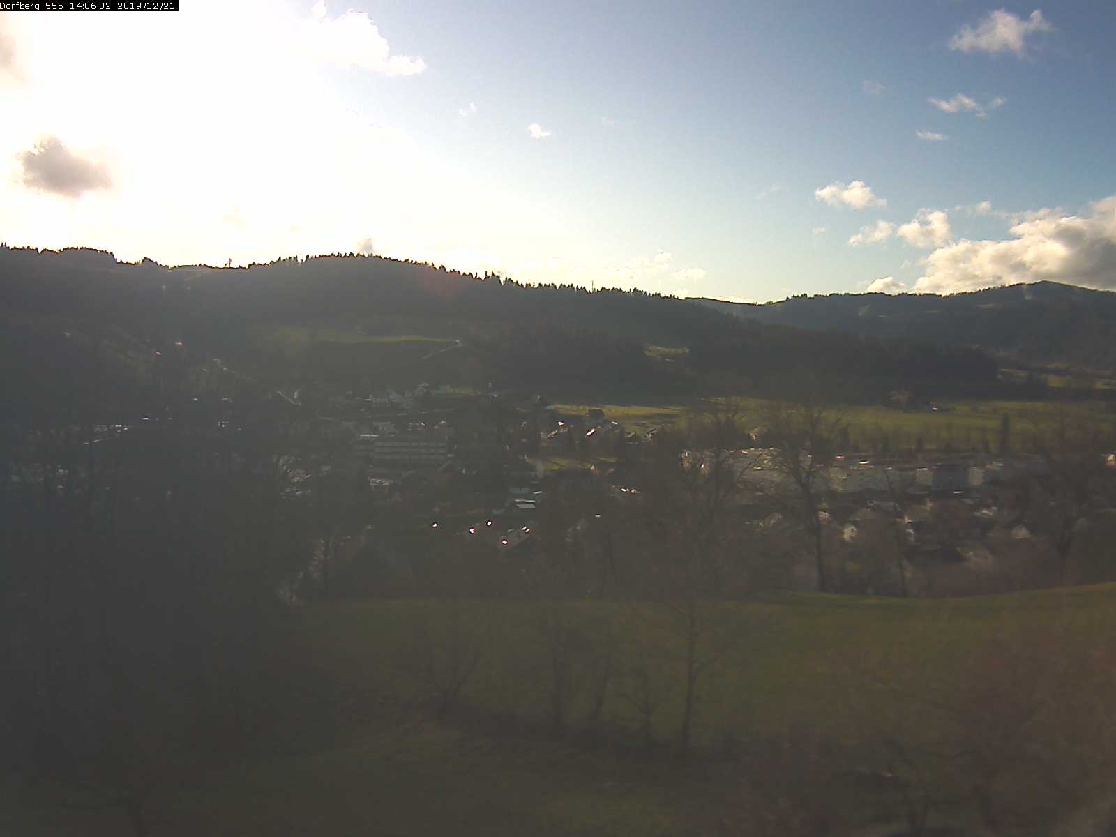 Webcam-Bild: Aussicht vom Dorfberg in Langnau 20191221-140601