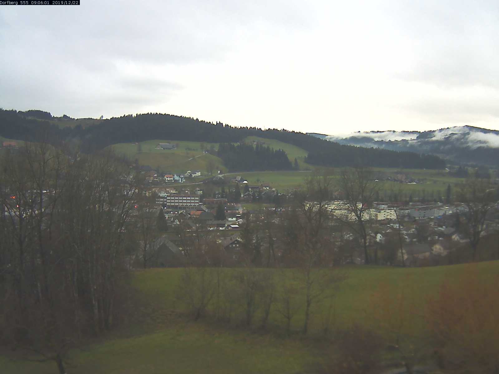 Webcam-Bild: Aussicht vom Dorfberg in Langnau 20191222-090601