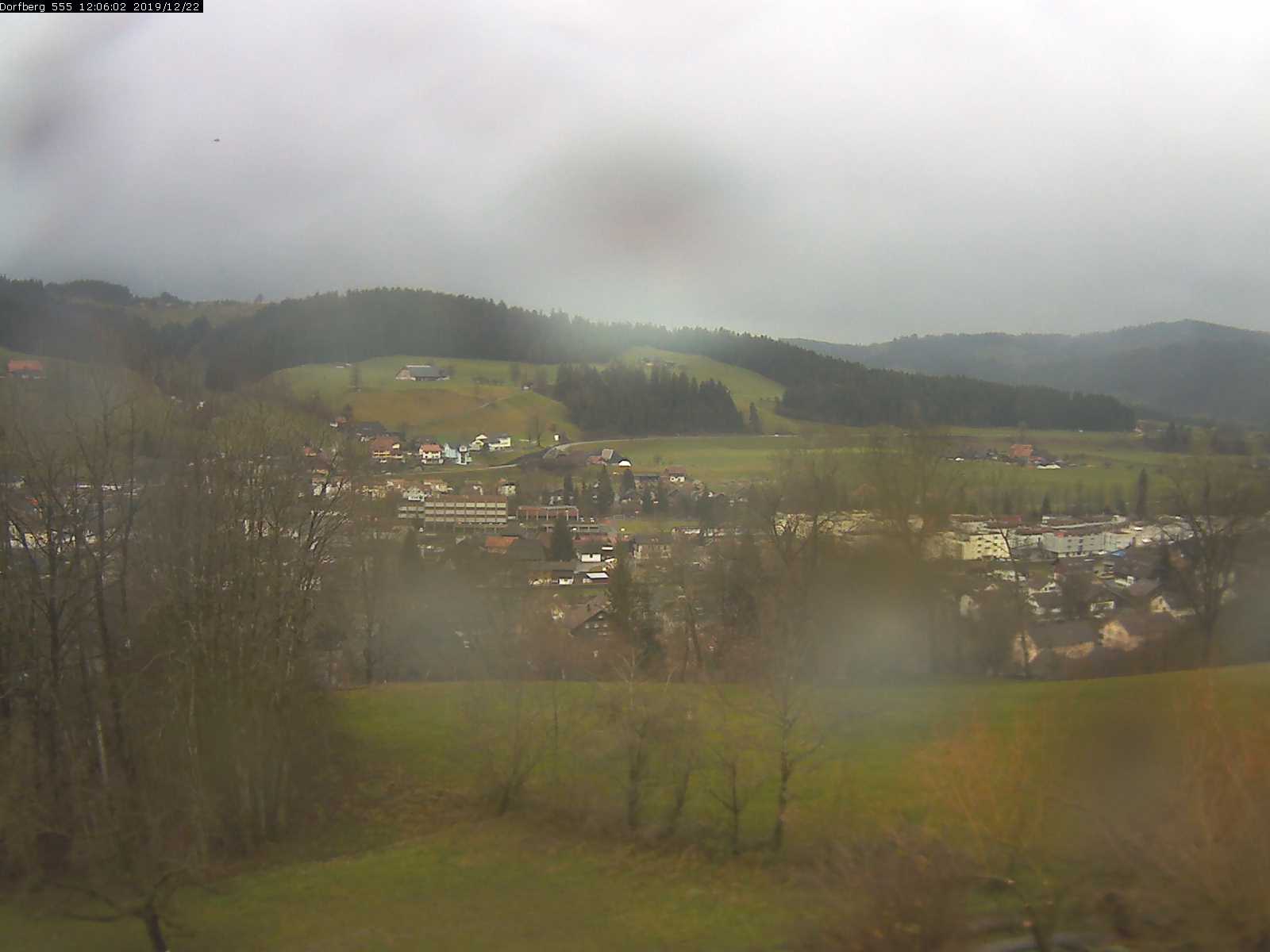 Webcam-Bild: Aussicht vom Dorfberg in Langnau 20191222-120601
