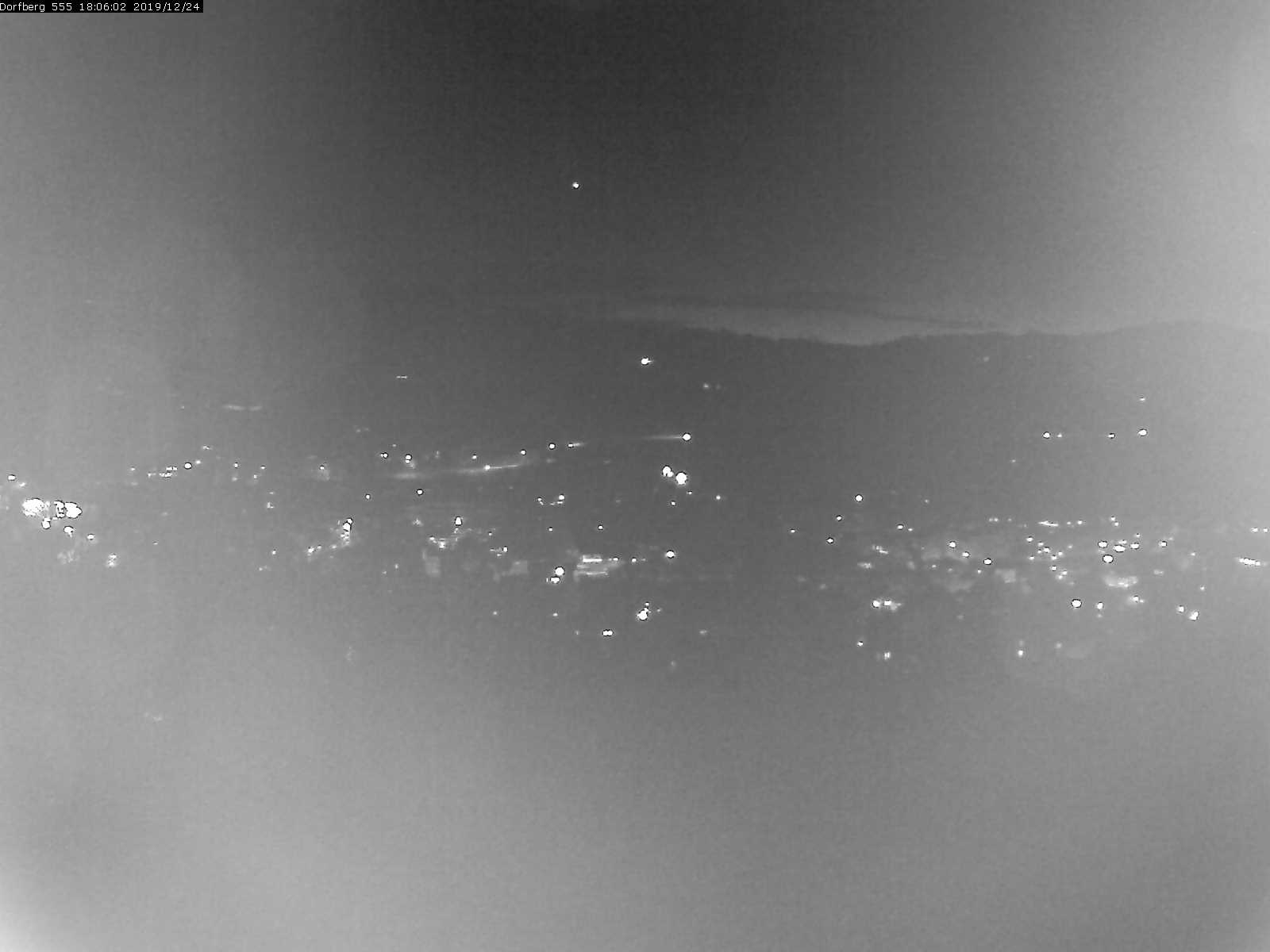 Webcam-Bild: Aussicht vom Dorfberg in Langnau 20191224-180601