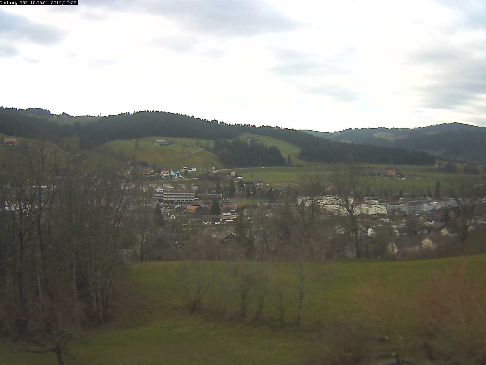 Webcam-Bild: Aussicht vom Dorfberg in Langnau 20191225-100601