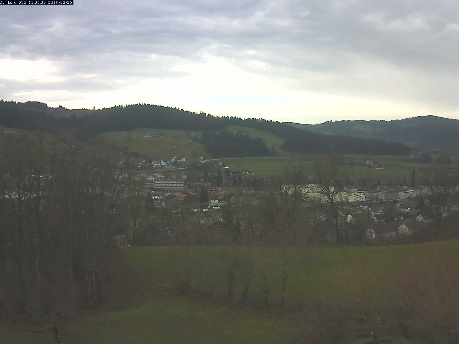 Webcam-Bild: Aussicht vom Dorfberg in Langnau 20191226-120601