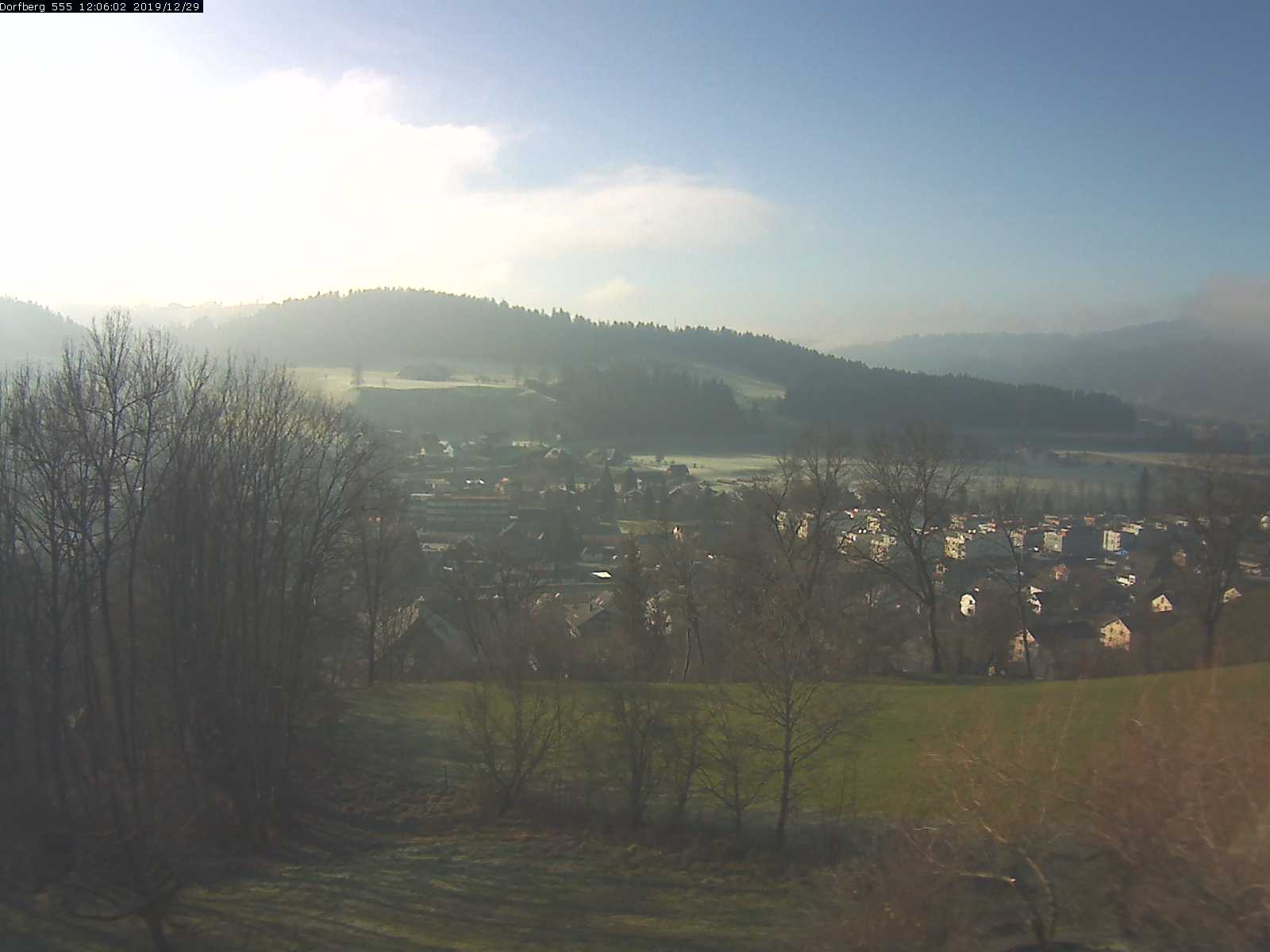Webcam-Bild: Aussicht vom Dorfberg in Langnau 20191229-120601
