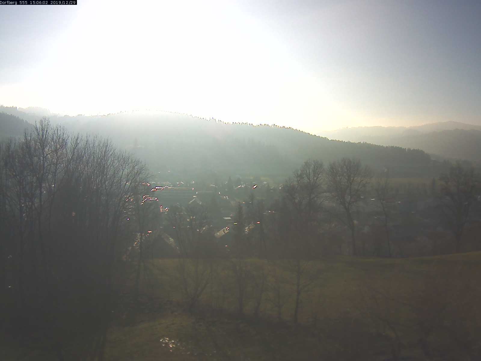 Webcam-Bild: Aussicht vom Dorfberg in Langnau 20191229-150601