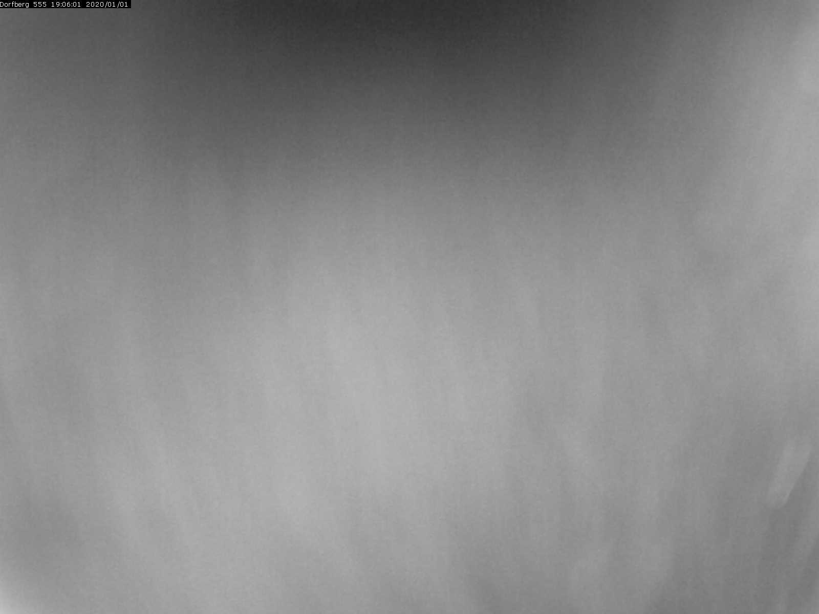 Webcam-Bild: Aussicht vom Dorfberg in Langnau 20200101-190601