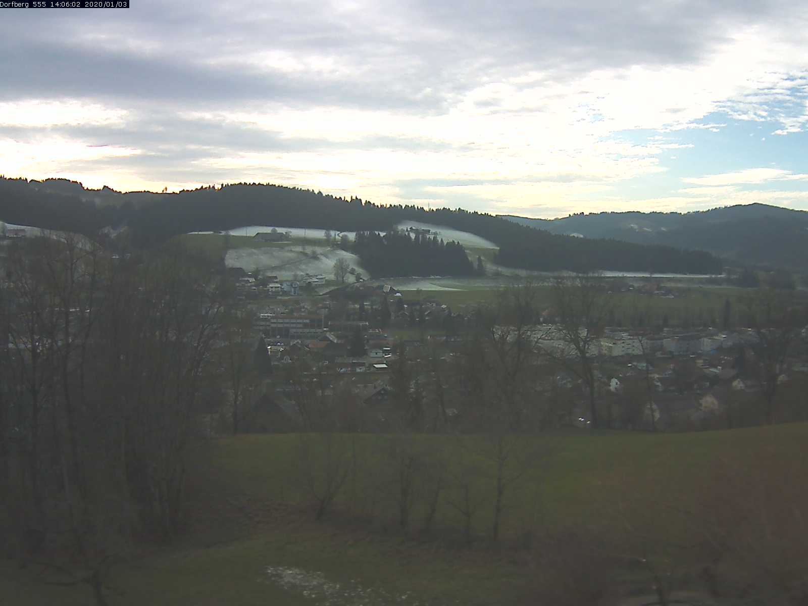 Webcam-Bild: Aussicht vom Dorfberg in Langnau 20200103-140601
