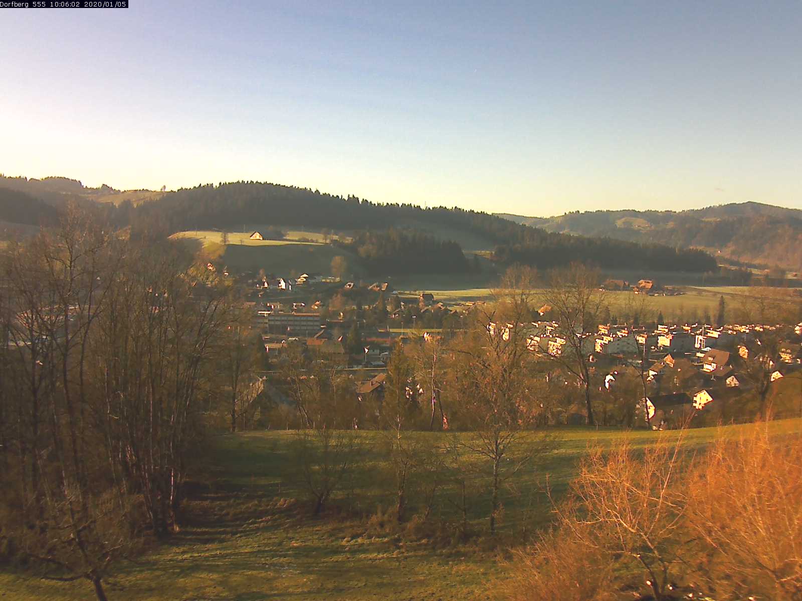 Webcam-Bild: Aussicht vom Dorfberg in Langnau 20200105-100601