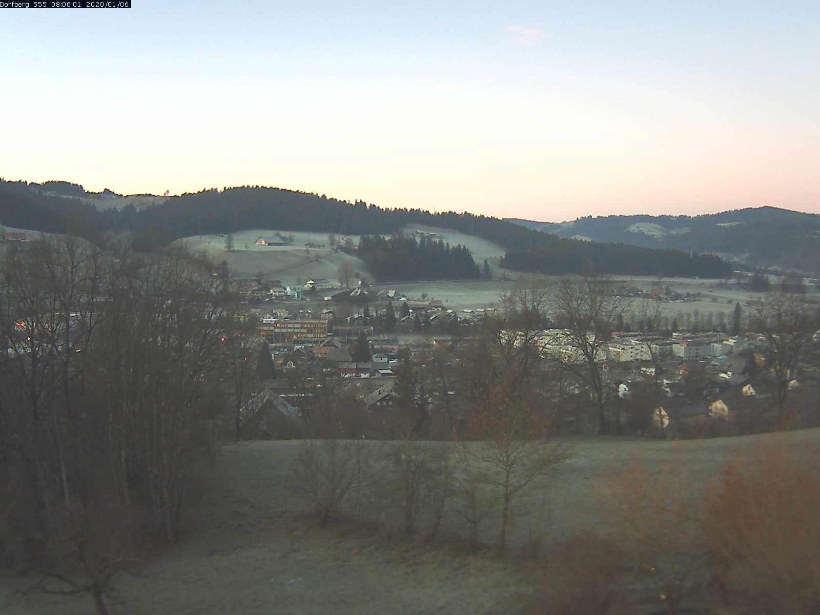 Webcam-Bild: Aussicht vom Dorfberg in Langnau 20200106-080601