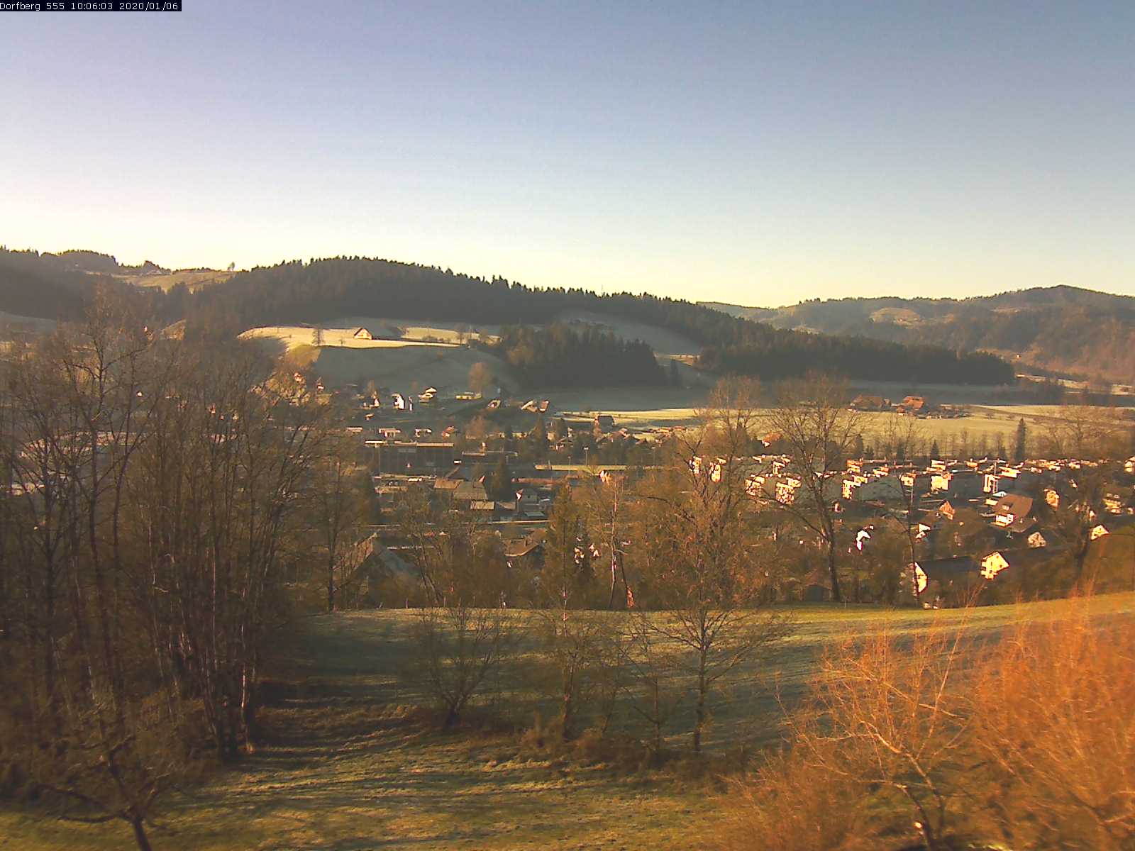 Webcam-Bild: Aussicht vom Dorfberg in Langnau 20200106-100601