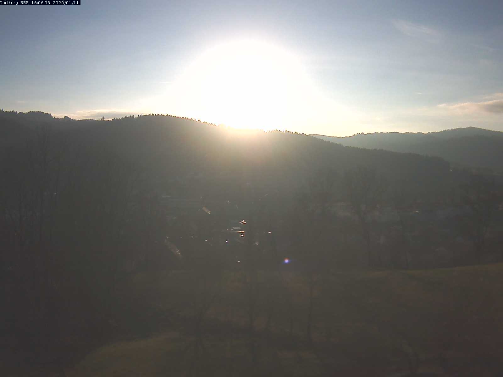 Webcam-Bild: Aussicht vom Dorfberg in Langnau 20200111-160601
