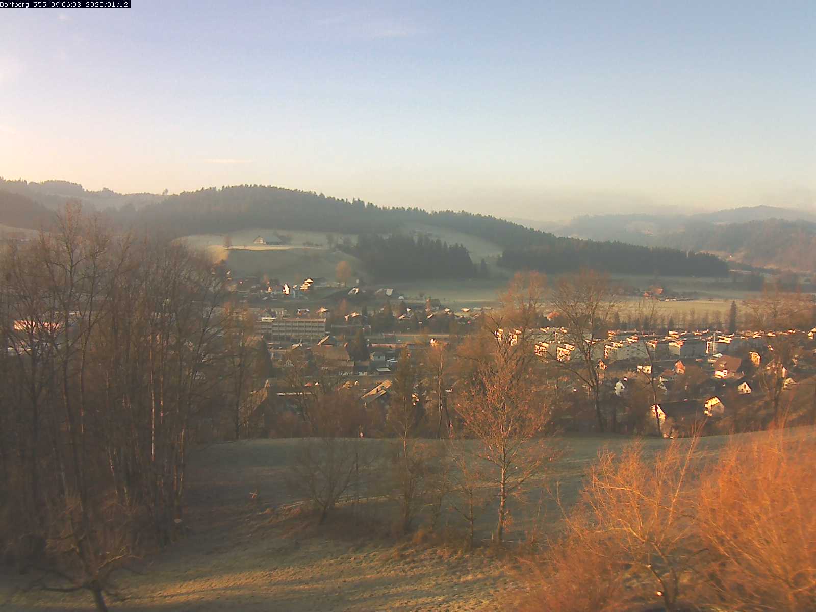 Webcam-Bild: Aussicht vom Dorfberg in Langnau 20200112-090601