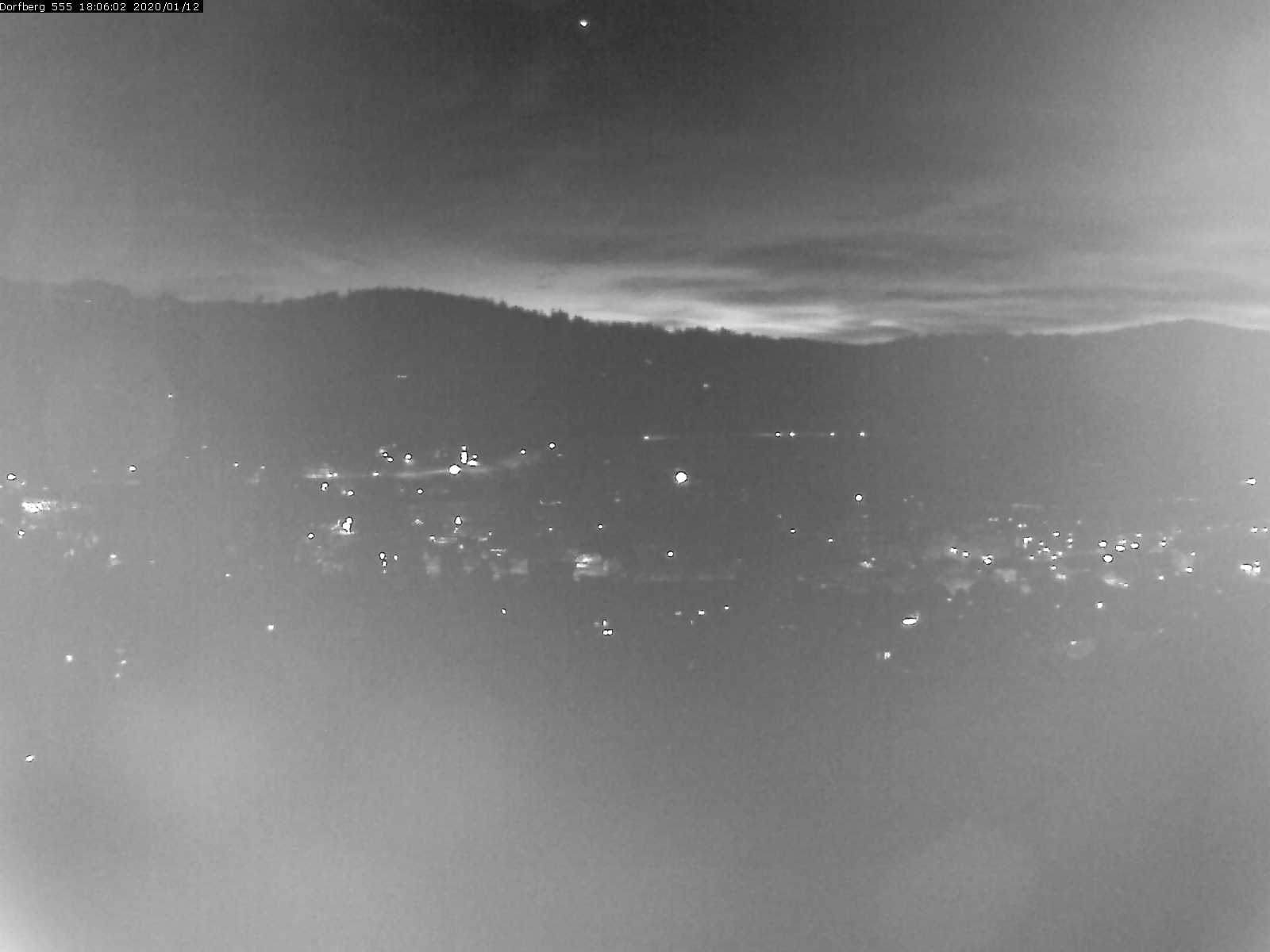 Webcam-Bild: Aussicht vom Dorfberg in Langnau 20200112-180601