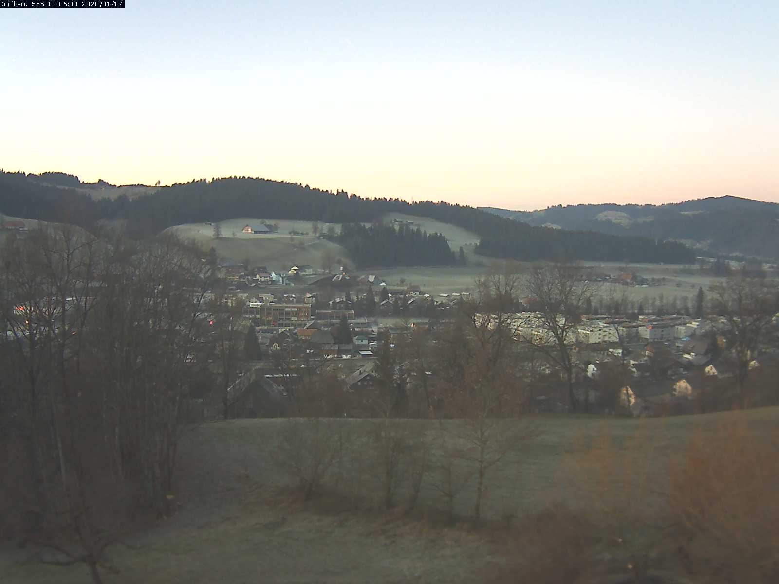 Webcam-Bild: Aussicht vom Dorfberg in Langnau 20200117-080602