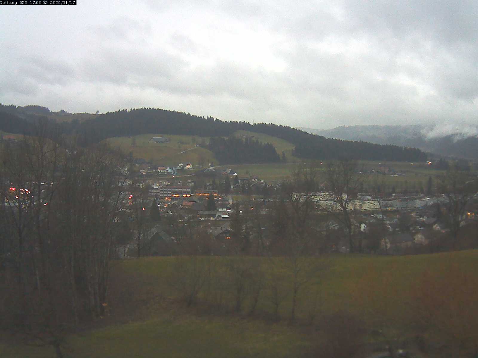 Webcam-Bild: Aussicht vom Dorfberg in Langnau 20200117-170601