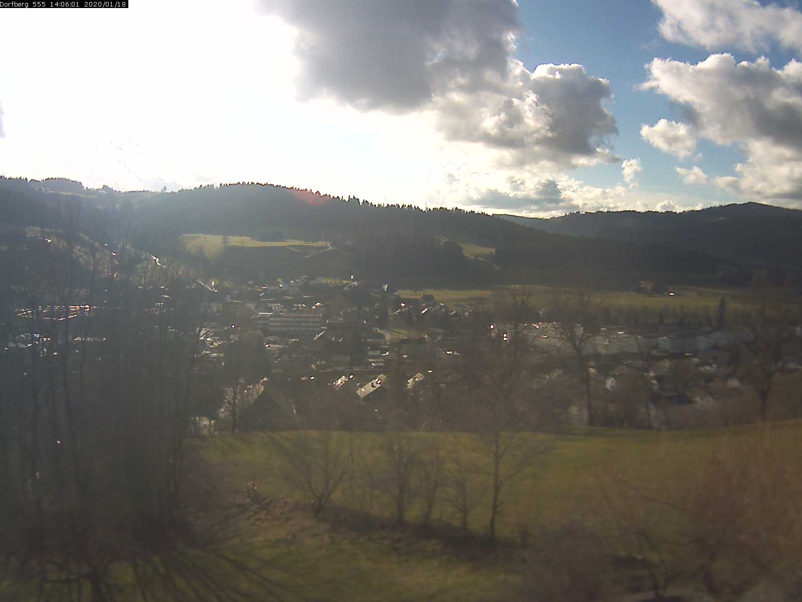 Webcam-Bild: Aussicht vom Dorfberg in Langnau 20200118-140601
