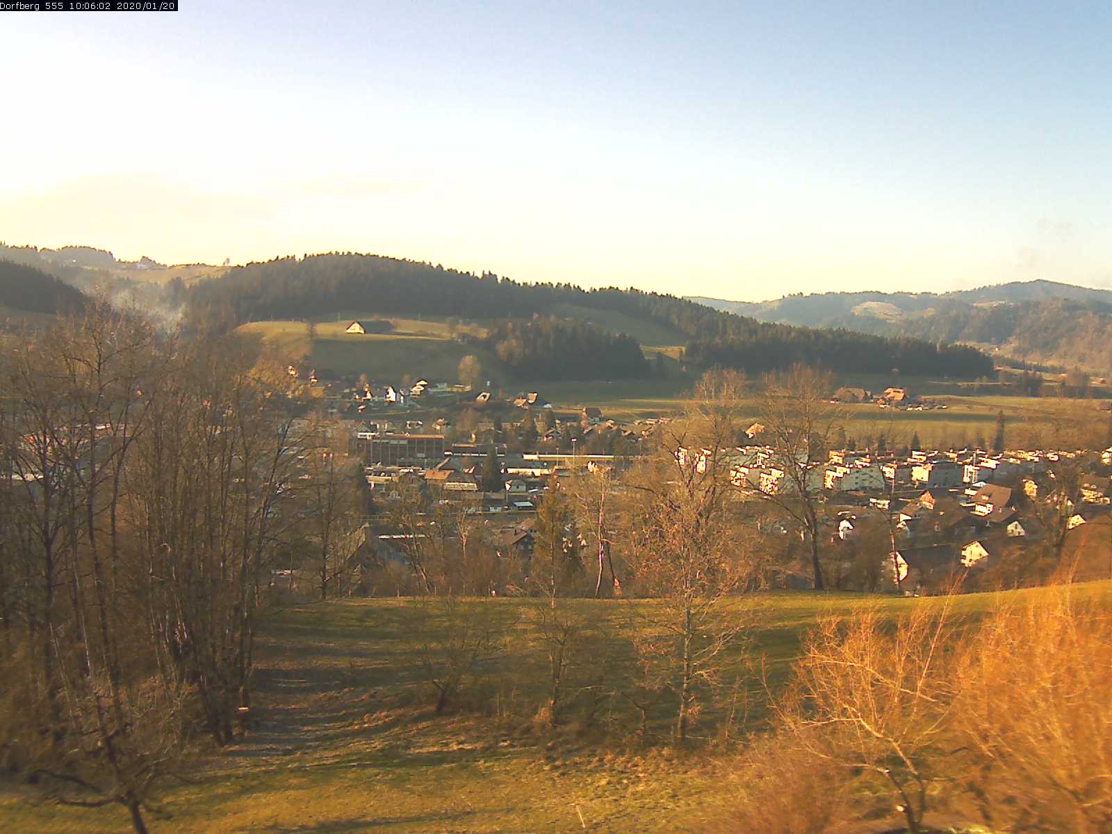Webcam-Bild: Aussicht vom Dorfberg in Langnau 20200120-100601